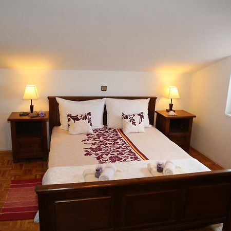 Pansion Adria Hotel Свети свети Филип и Яков Стая снимка
