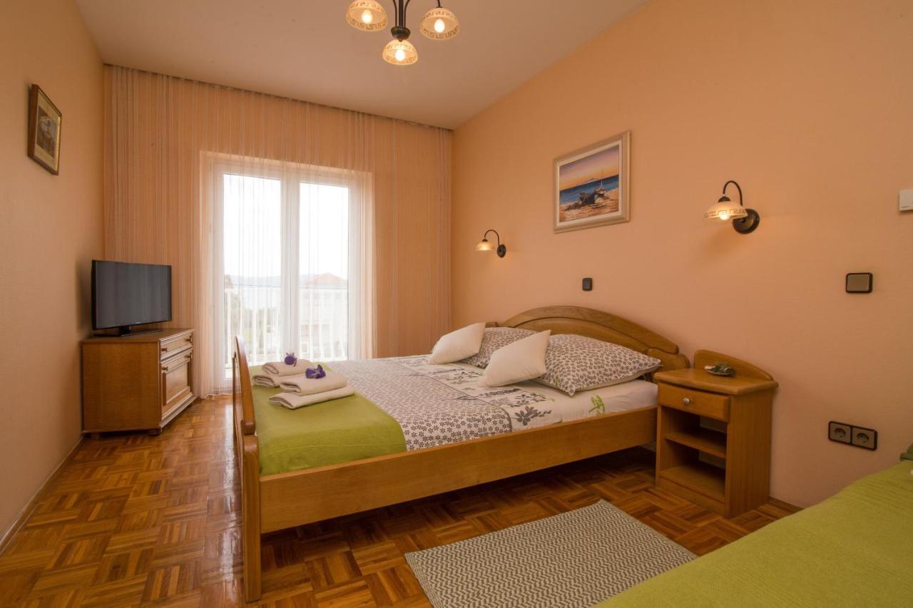 Pansion Adria Hotel Свети свети Филип и Яков Екстериор снимка