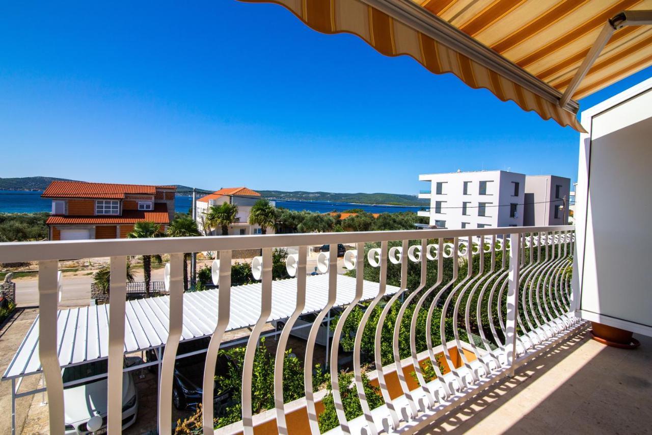 Pansion Adria Hotel Свети свети Филип и Яков Екстериор снимка